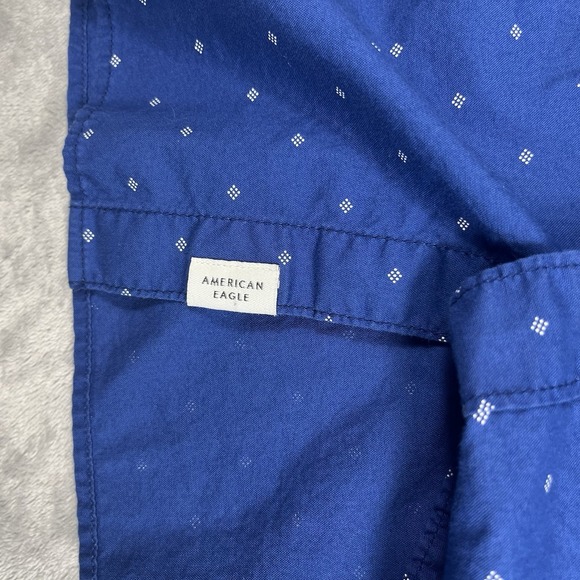 American Eagle Button Down LS Shirt Mens XL Blue w/Wht Diamond Print Classic Fit - Picture 8 of 14